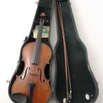 849 3050 VIOLIN WITH BOW